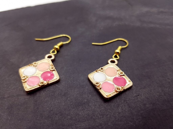 Make up Ohrringe goldfarben Schminke